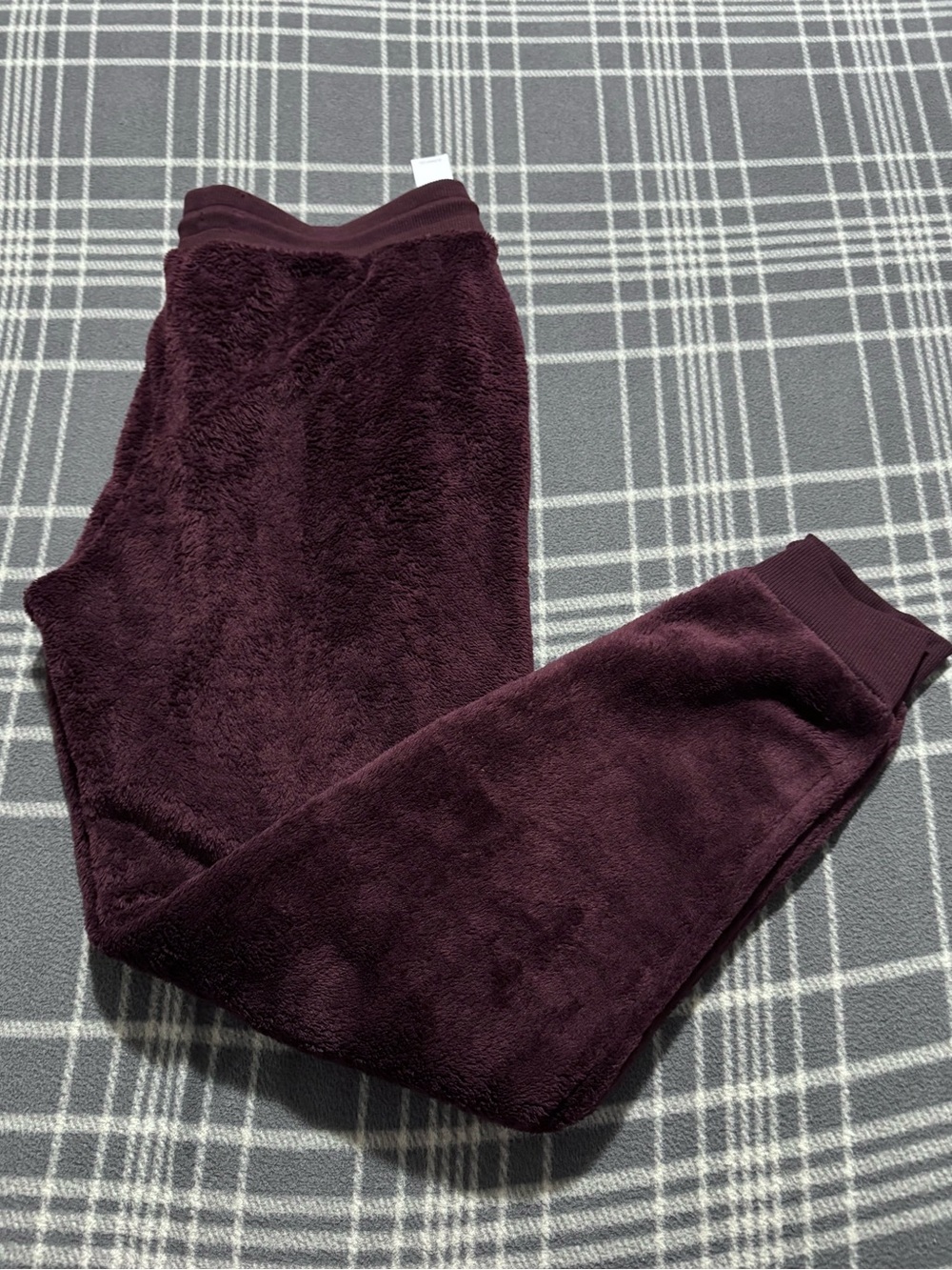 Old Navy Plushie Jogger Elastic Drawstring Waistband Raisin Arizona Burgundy